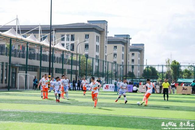 以球为媒促文体旅融合 200余名匹克球好手上演精彩对决